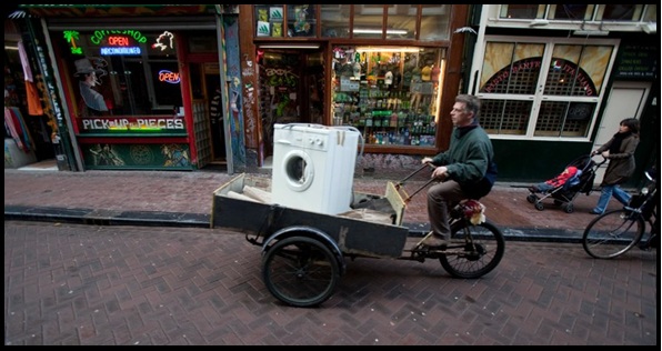 bakfiets in use.jpg